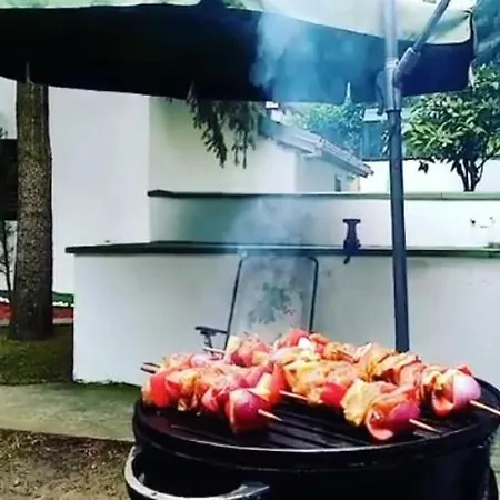 Sumska Kuca Atina - Devojacki Bunar