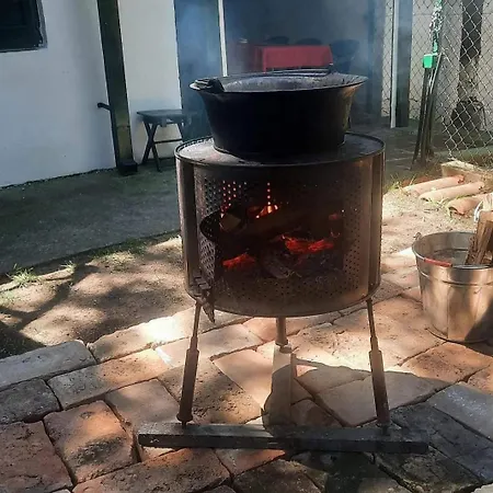 Sumska Kuca Atina - Devojacki Bunar *