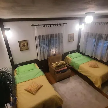 Holiday home Sumska Kuca Atina - Devojacki Bunar Alibunar