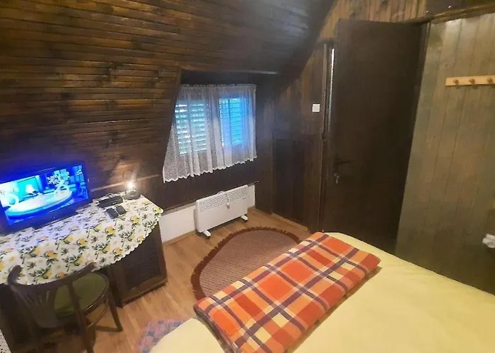 Sumska Kuca Atina - Devojacki Bunar Сasa de vacaciones